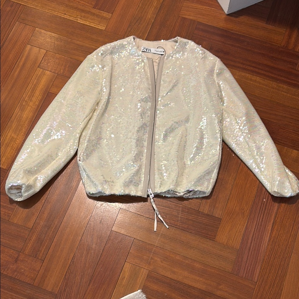 BNWT! Zara Sequin Jacket in Cream Sz Small